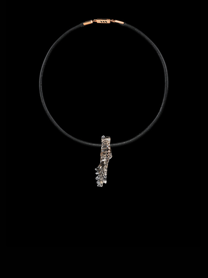 Dezso By Sara Beltran Miami Shell Bead With Diamonds