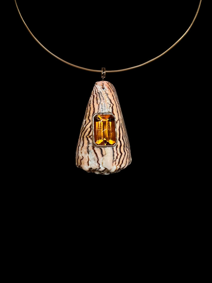 dezso by sara beltran Natural Conus Shell with Emerald Cut Citrine