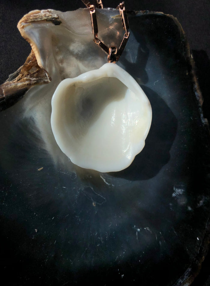 Dezso By Sara Beltran One Of A Kind White Shell With Polki Diamond