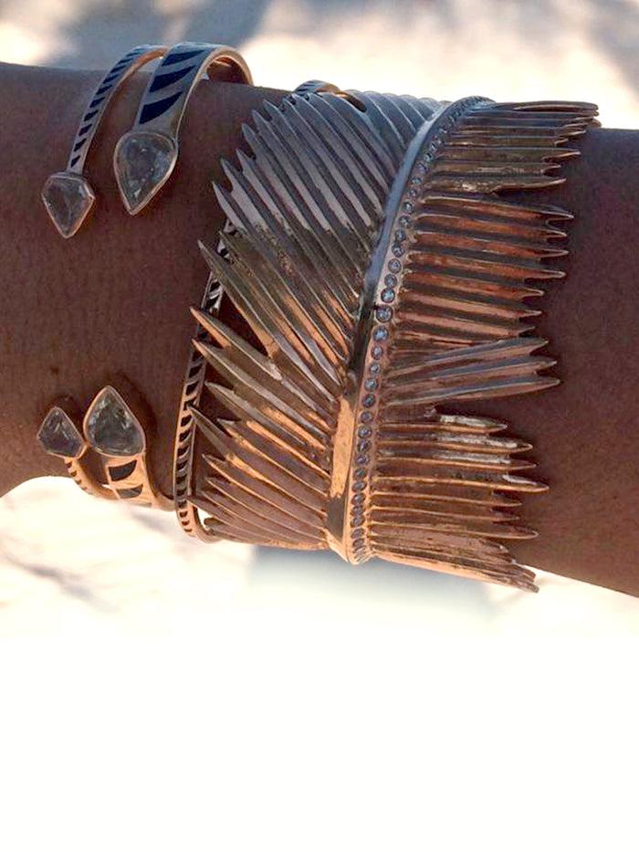Dezso By Sara Beltran Palma Leaf Cuff With Diamonds
