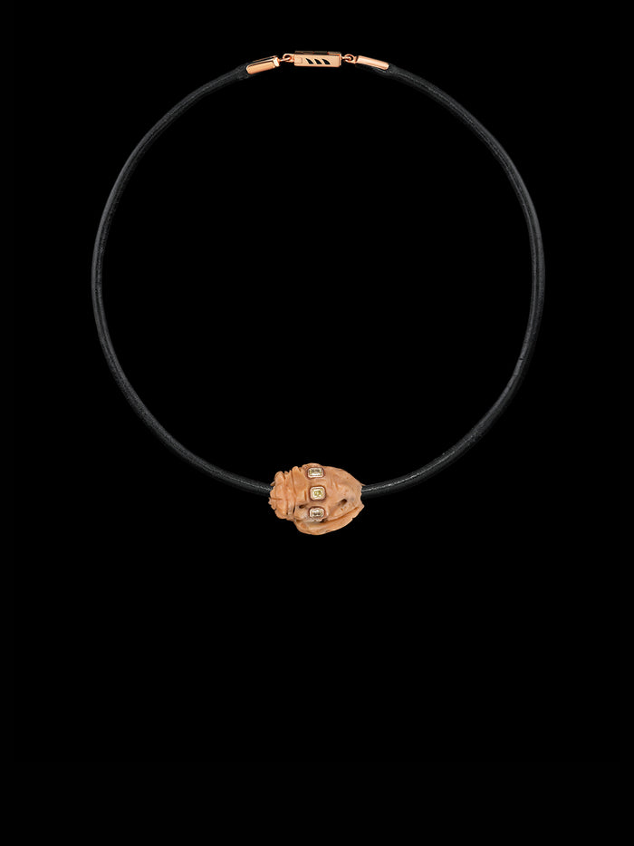 Dezso By Sara Beltran Petite Coral Conch Bead With Cushion Cut Diamonds 5