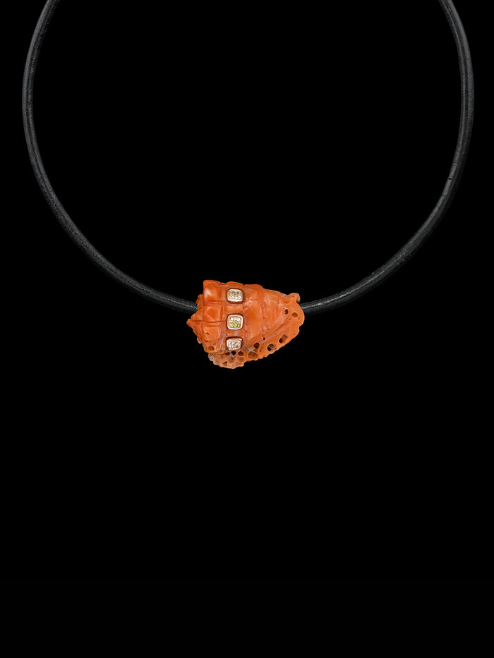 dezso by sara beltran Petite Coral Conch Bead with Cushion Cut Diamonds 1