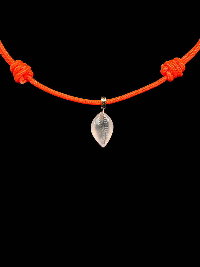 dezso by sara beltran Petite Rose Quartz Carved Cowry Paracord Necklace