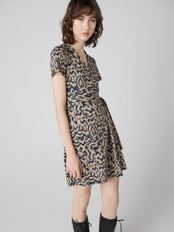 Diane Von Furstenberg Julian Short Sleeve Wrap Dress D884BTMSGGCNSJ