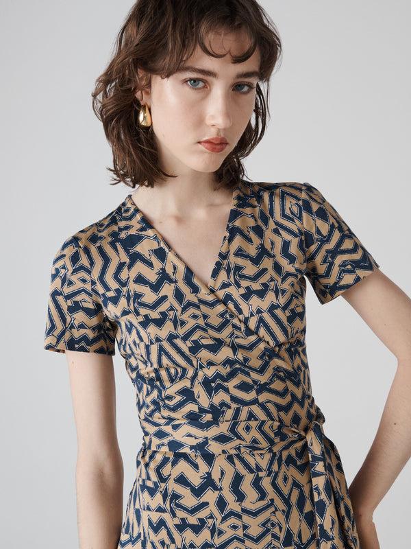 Diane Von Furstenberg Julian Short Sleeve Wrap Dress D884BTMSGGCNSJ