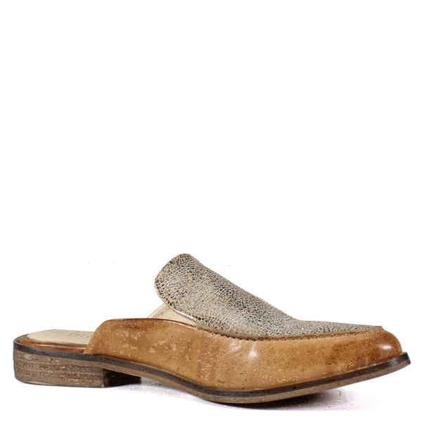 diba Art Easel Luggage (Tan) & Gold