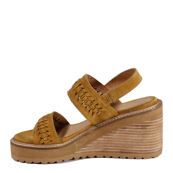 Diba Cab Ernet Mustard Suede