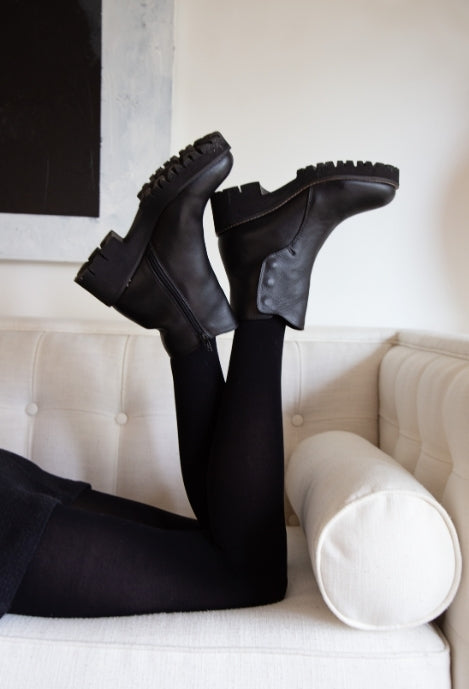 Diba Light Pier Black