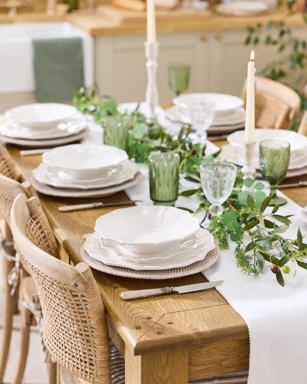 Dibor 18 Piece White Baroque Style Dinnerware Set