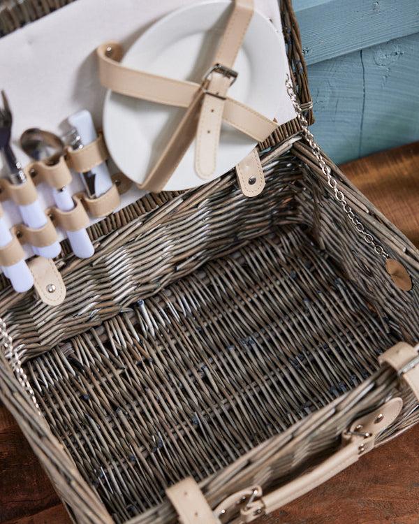 Dibor 2 Person Wicker Picnic Basket & Accessories