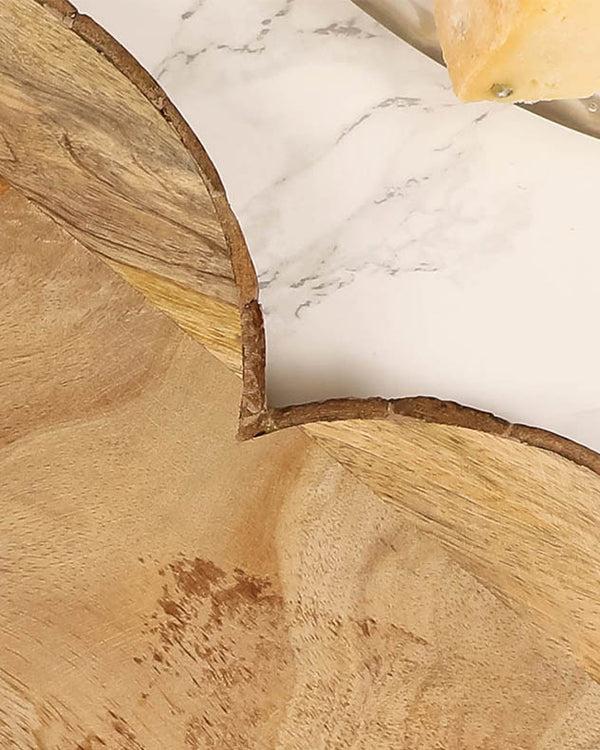 Dibor Acacia Wood Heart Chopping Board