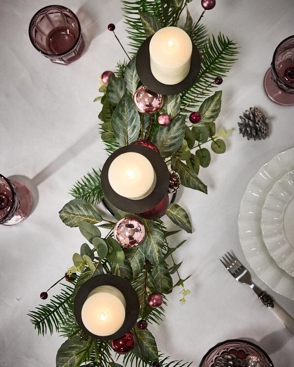 Dibor Festive Hedgerow Triple Pillar Candle Holder