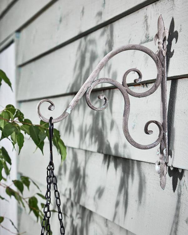 dibor Fleur de Lys Scrolled Wall Bracket