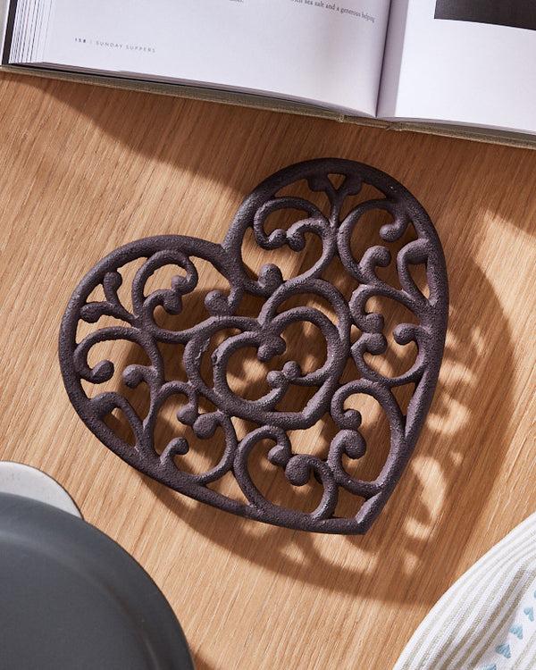 dibor Heart Shaped Cast Iron Trivet