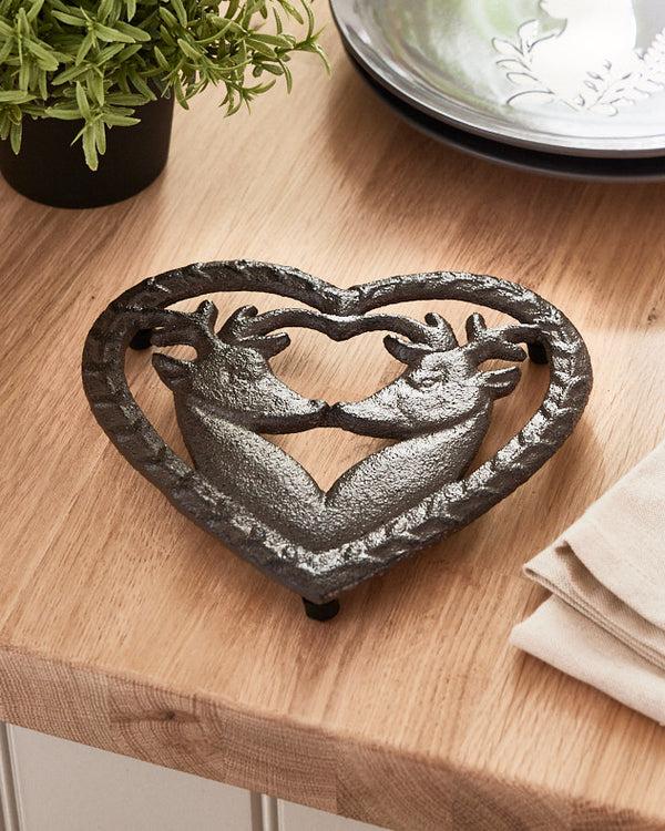 dibor Heart Shaped Kissing Deer Trivet