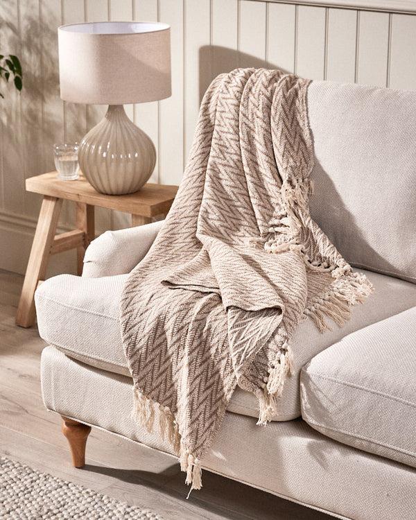 dibor Hepworth Throw Blanket with Tassels