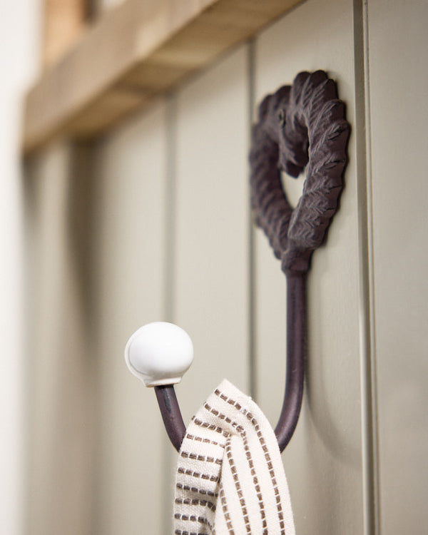 Dibor Isabelle Brown Heart Hook