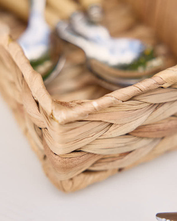 Dibor Lakelyn Water Hyacinth Cutlery Tray