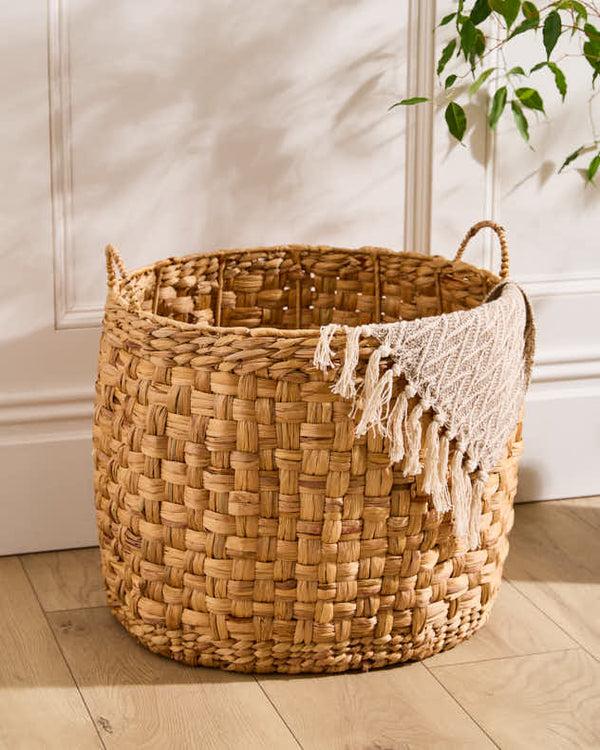 Dibor Lakelyn Water Hyacinth Round Basket
