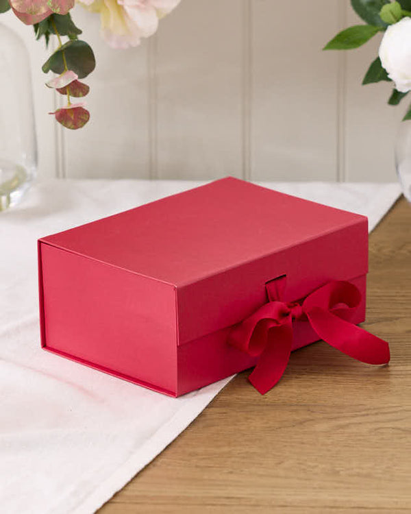 Dibor Love Heart Cotton Apron & Oven Mitt Gift Set