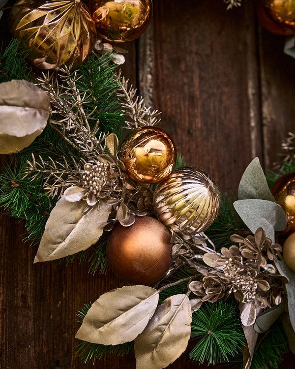 Dibor Personalised Metallic Bauble Wreath
