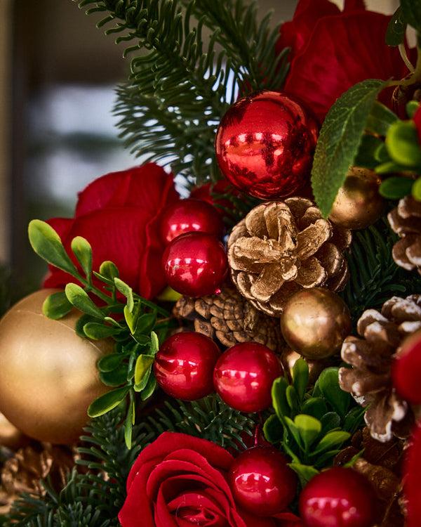 Dibor Personalised Rosebrook Pine Wreath