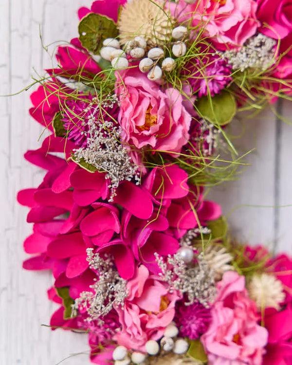 Dibor Personalised Winthorpe Floral Wreath 32cm