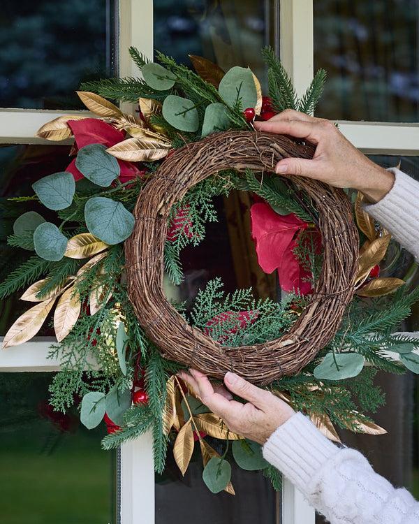 Dibor Poinsettia Heritage Wreath 55cm