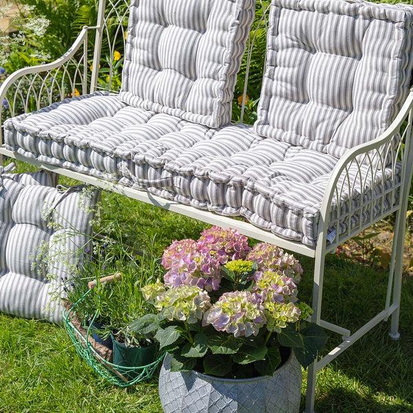 dibor Pyreneés Stripe Garden Seating Collection