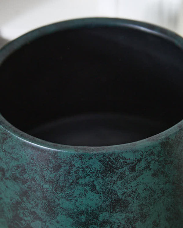 Dibor Saka Green Rounded Planter