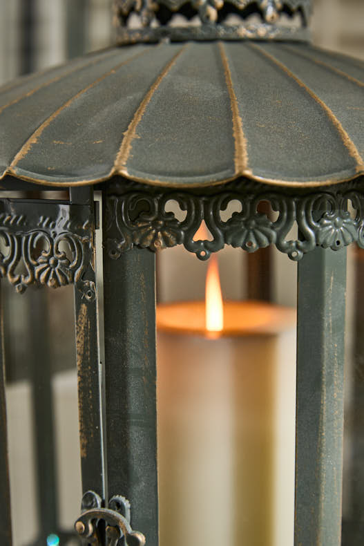 Dibor Set Of 2 Grey Lanterns On Stands