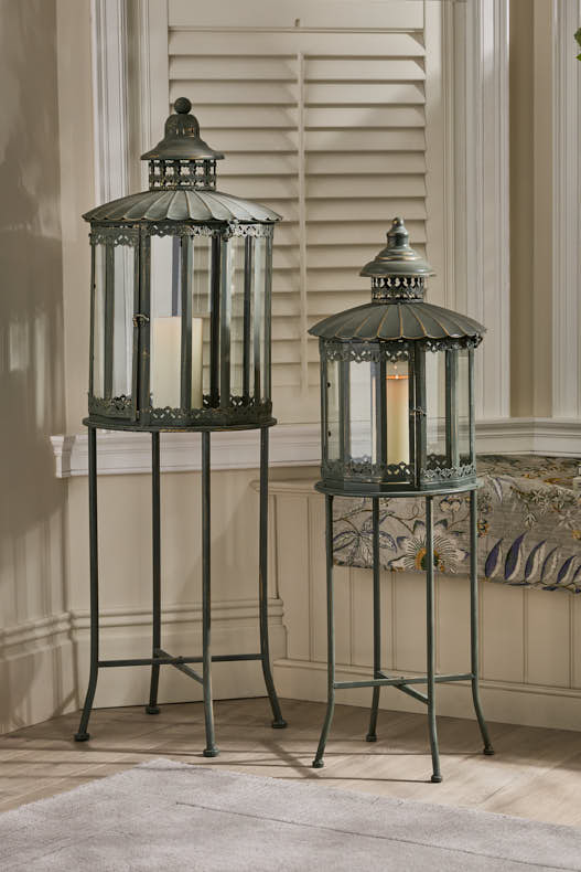 dibor Set of 2 Grey Lanterns on Stands