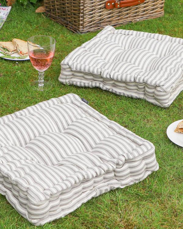 dibor Set of 2 Grey Striped Mattress Cushions