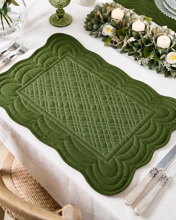 Dibor Set Of 2 Quilted Scalloped Placemats - Emerald
