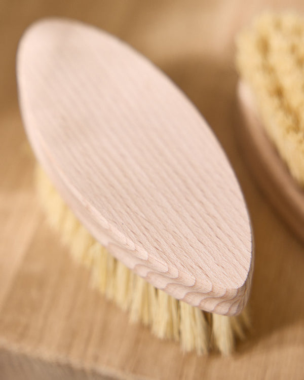 Dibor Set Of 2 Wooden Scrubbing Brushes