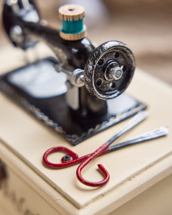 Dibor Sewing Machine Storage Box
