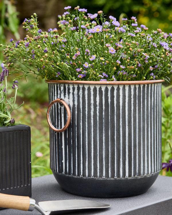 Dibor Tambara Set Of 3 Ribbed Planters