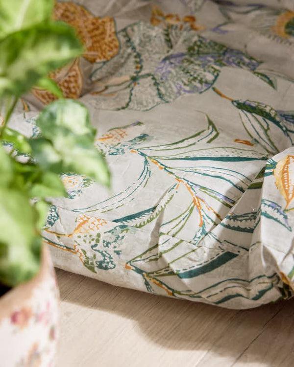 Dibor Tourmant Floral Bench Pad With Tassels