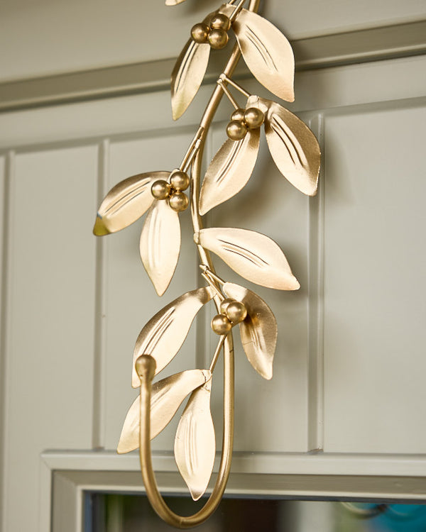 Dibor Trailing Leaves Wreath Hanger