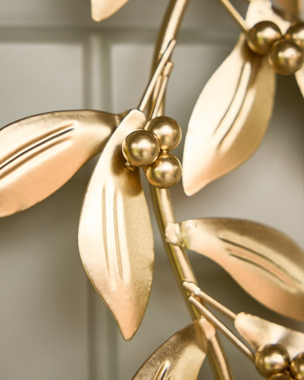 Dibor Trailing Leaves Wreath Hanger