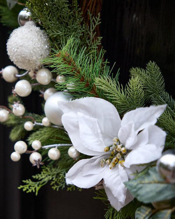 Dibor Valley Snowdrift Wreath 42cm