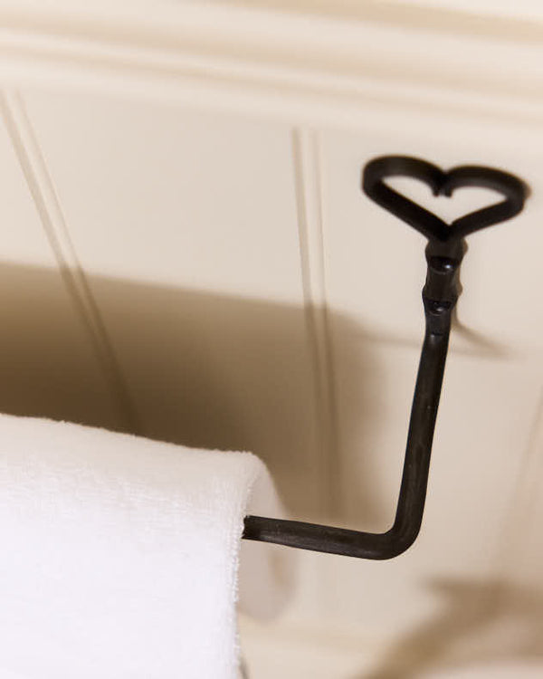 Dibor Wall Mounted Heart Towel Rail