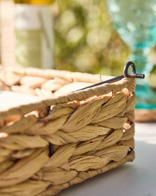 Dibor Water Hyacinth Napkin Holder