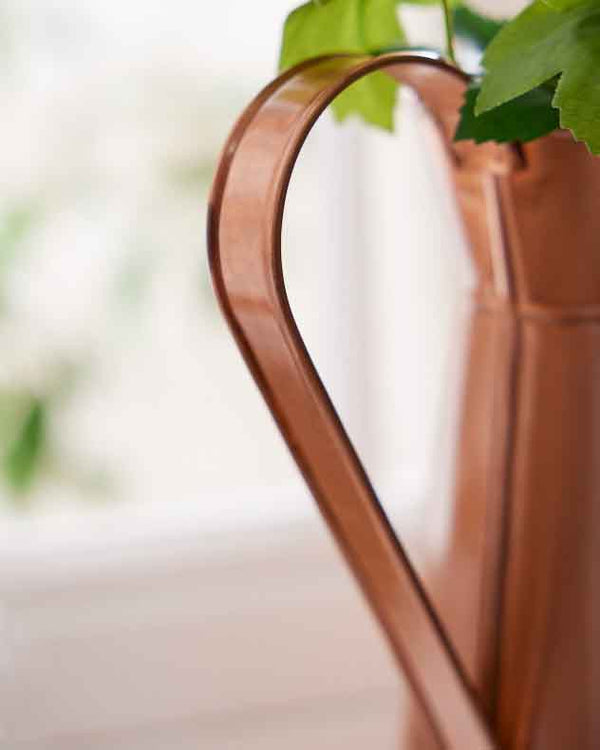 Dibor Watertight Copper Jug Vase