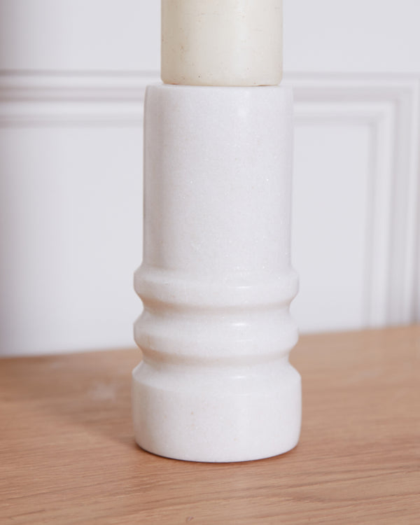 Dibor White Ribbed Marble Single Candle Holder