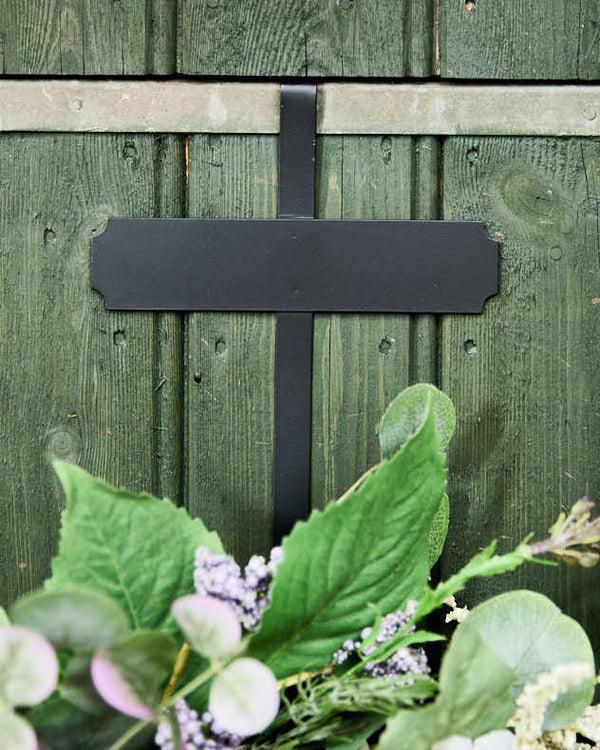 Dibor Wreath Hanger With Plaque