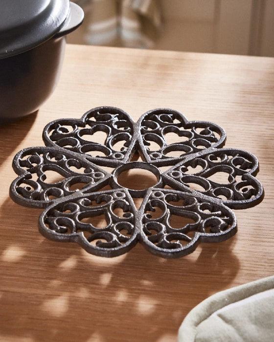 Dibor XL Farmhouse Cast Iron Trivet