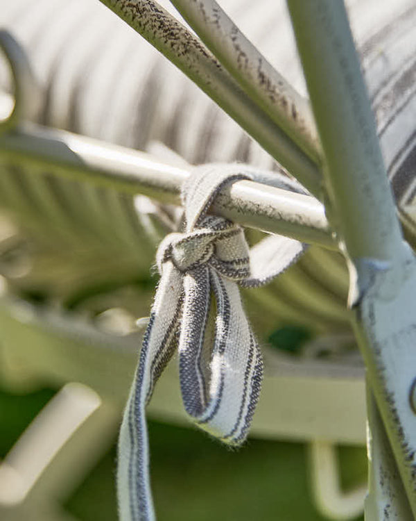 Dibor Set Of 2 Pyreneés Grey Stripe Round Garden Seat Pads