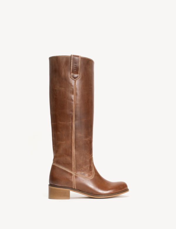 dico copenhagen Ann Gaucho Boot In Cognac Escovado Leather