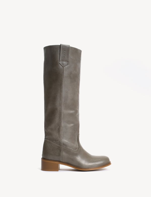 dico copenhagen Ann Gaucho Boot In Concrete Grey Escovado Leather